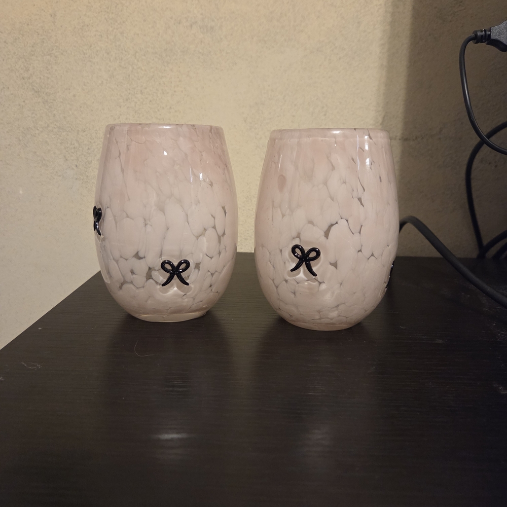 Cream and Black Bow Coquette Wine Glass Set